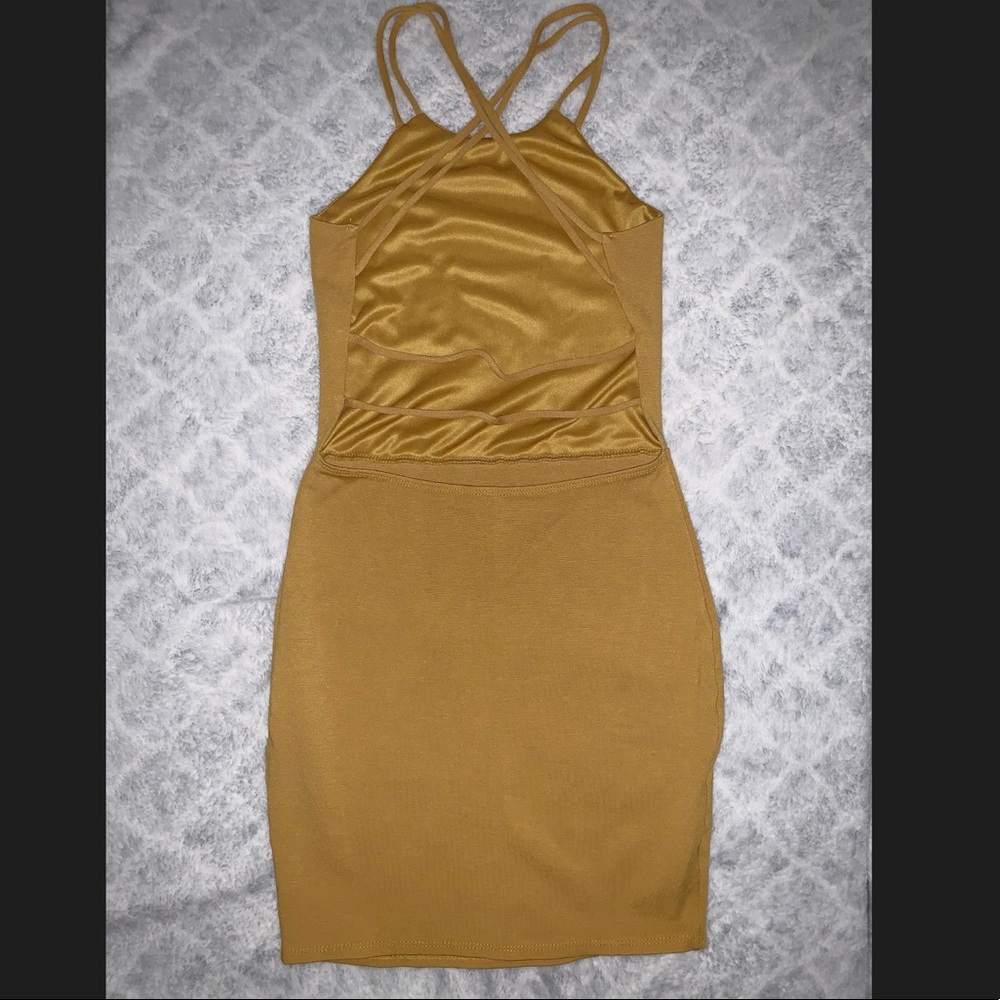 Yellow dress